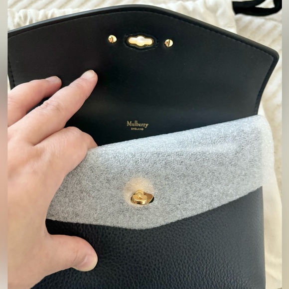 ❌❌SOLD ❌❌MULBERRY Darley Pouch in Navy Blue - Picture 8 of 11